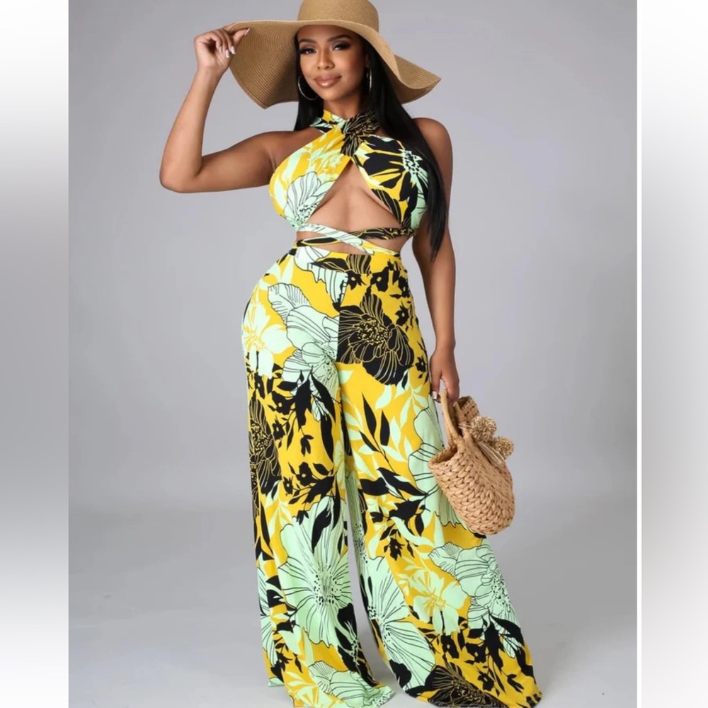 The Lemonade Pant Set size S - Picture 2 of 11